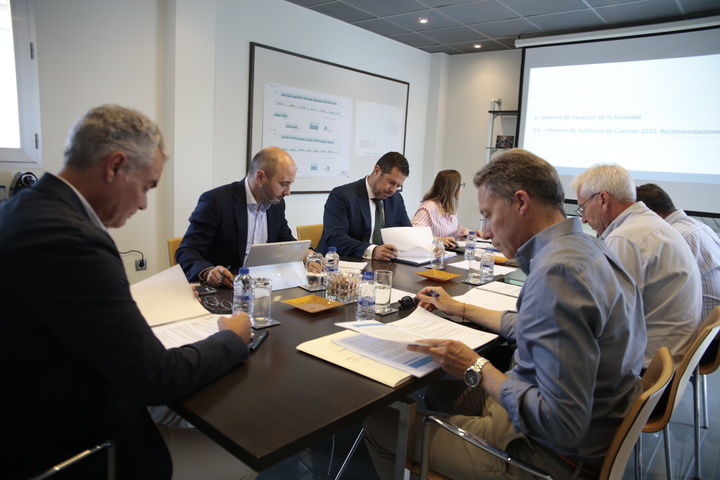 Saprelorca cierra 2024 con la venta de suelo industrial por más de 2,1 millones de euros